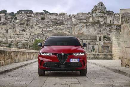 La nuova Alfa Romeo Tonale Tributo