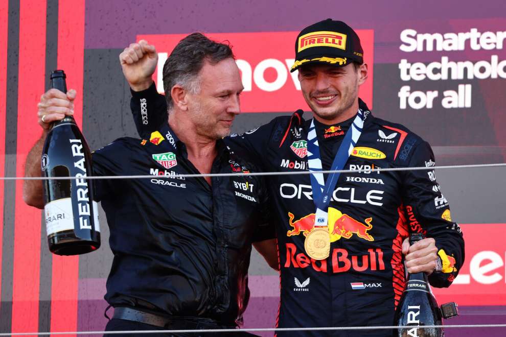 Il migliore per i team principal: plebiscito Verstappen, sul podio Alonso e Norris. Hamilton è solo 5°