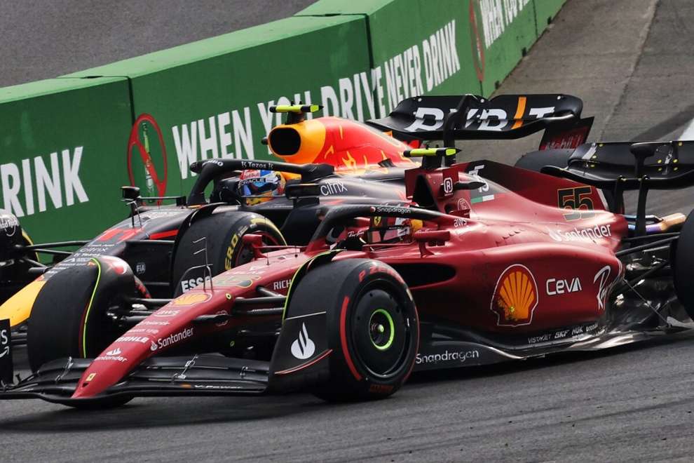Sainz senior: “Sono fiducioso, spero che la Ferrari 2024 sarà molto meglio della SF-23”