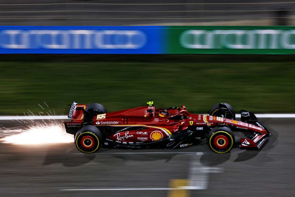 Ferrari si prende i test, nascondino Red Bull