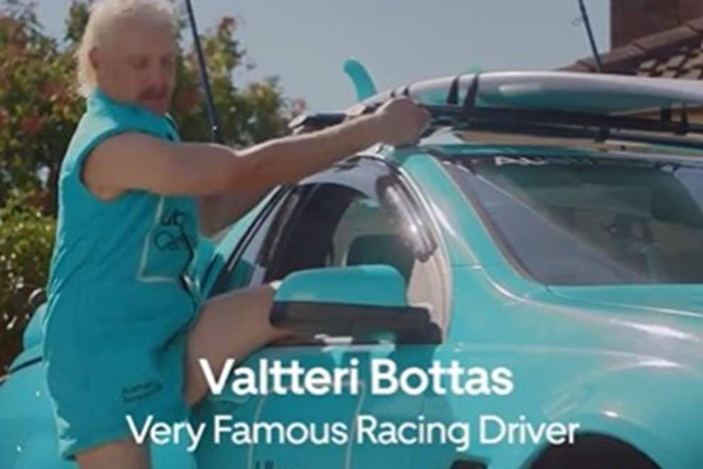 Bottas testimonial epico per Uber Carshare: lo spot è tutto da ridere, c’è pure il BRS