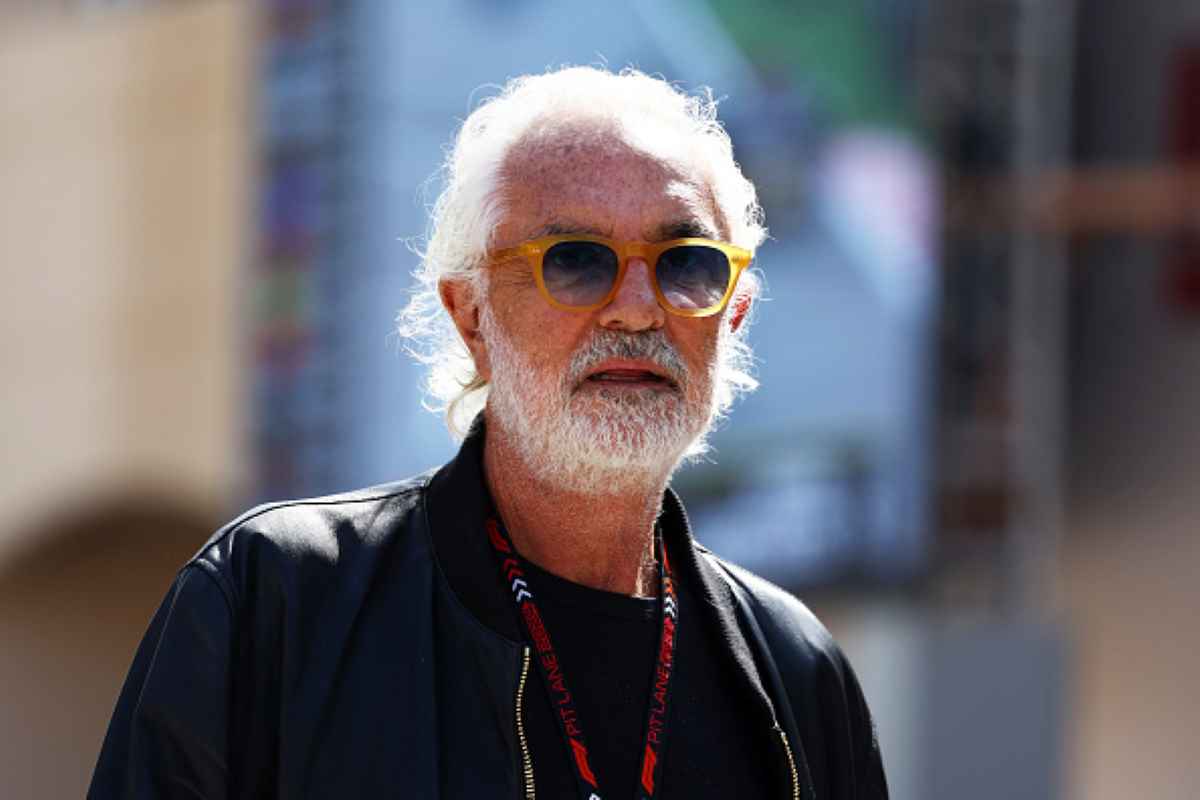 Briatore in difesa di Alonso: “Aston Martin, invece di andare avanti torniamo indietro”