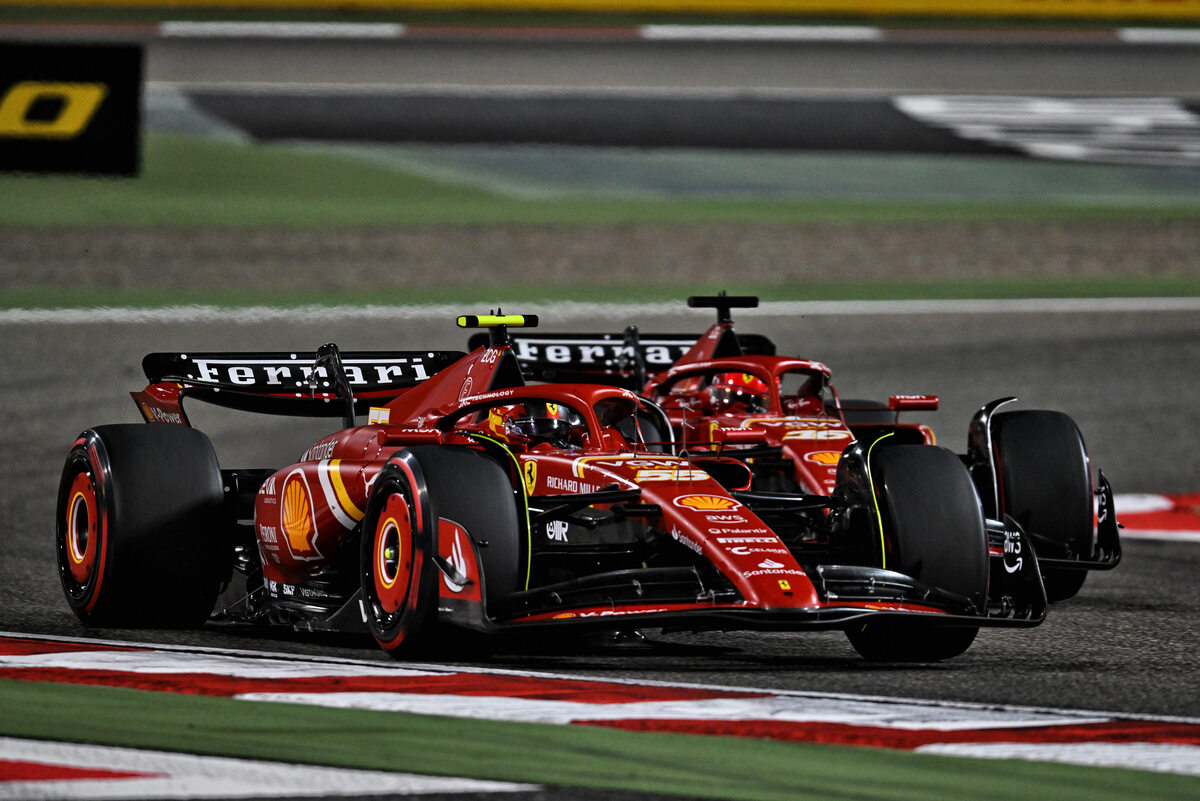 Leclerc-Sainz, da difensori ad attaccanti: per Ferrari i sorpassi non sono più proibitivi