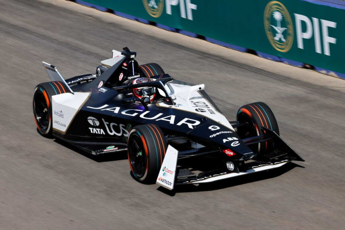 A Tokyo la Jaguar festeggia il suo 100° E-Prix