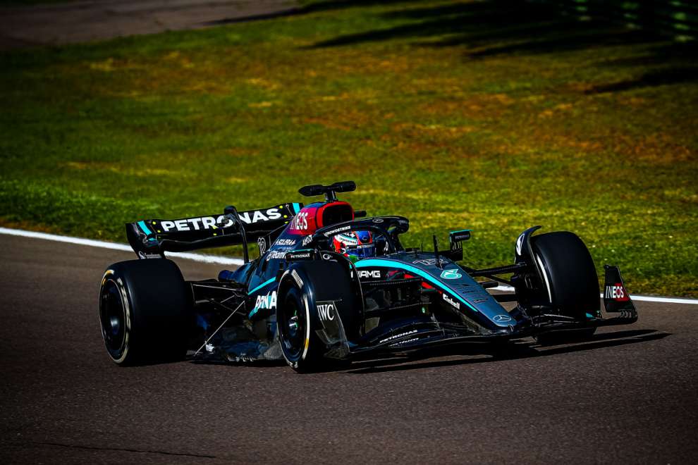 Andrea Kimi Antonelli con la Mercedes a Imola