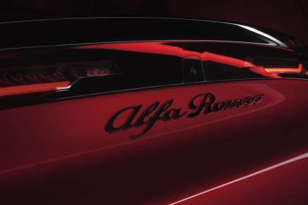 Nuova Alfa Romeo Milano posteriore