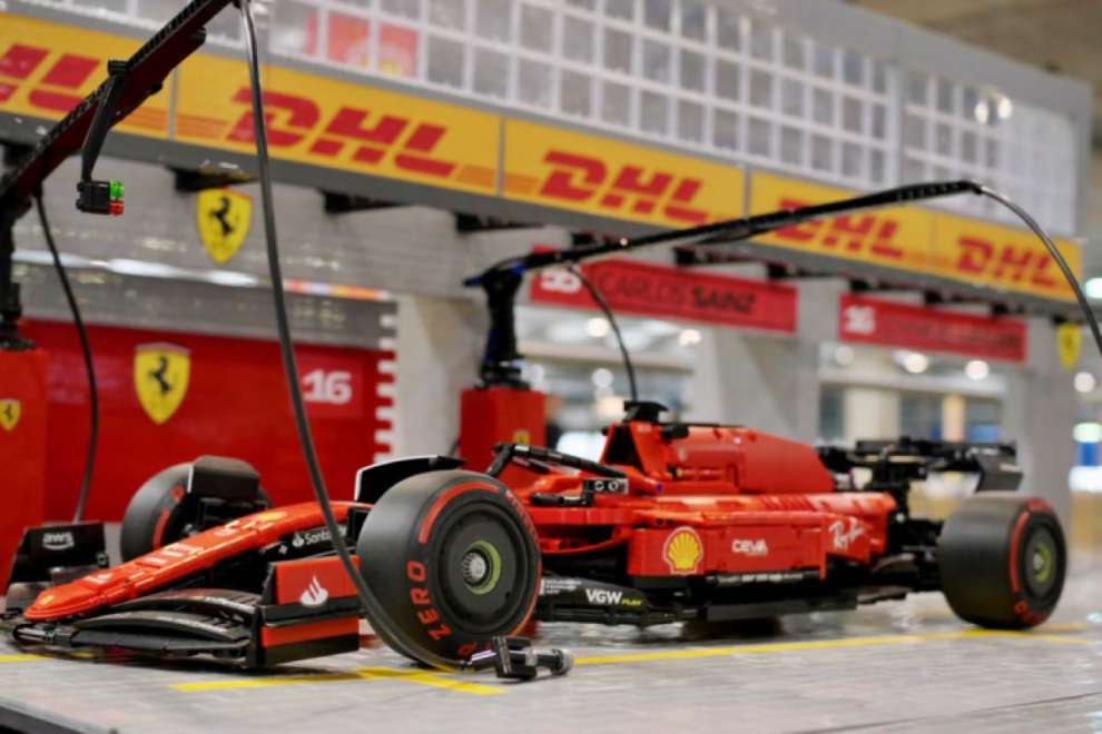 La Ferrari di Leclerc? Sì, ma fatta col Lego