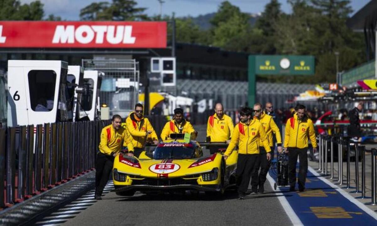 Ferrari, inizio promettente a Imola: doppietta nelle FP1