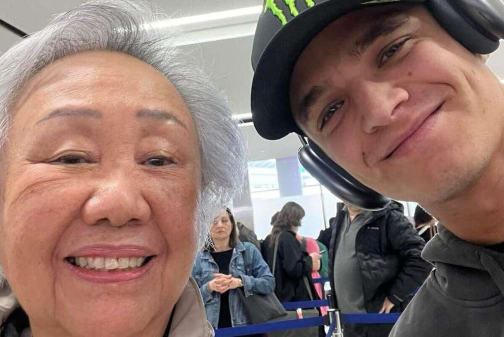 Selfie con Norris, Albon ‘tradito’ dalla nonna: “Ha un nuovo pilota preferito”