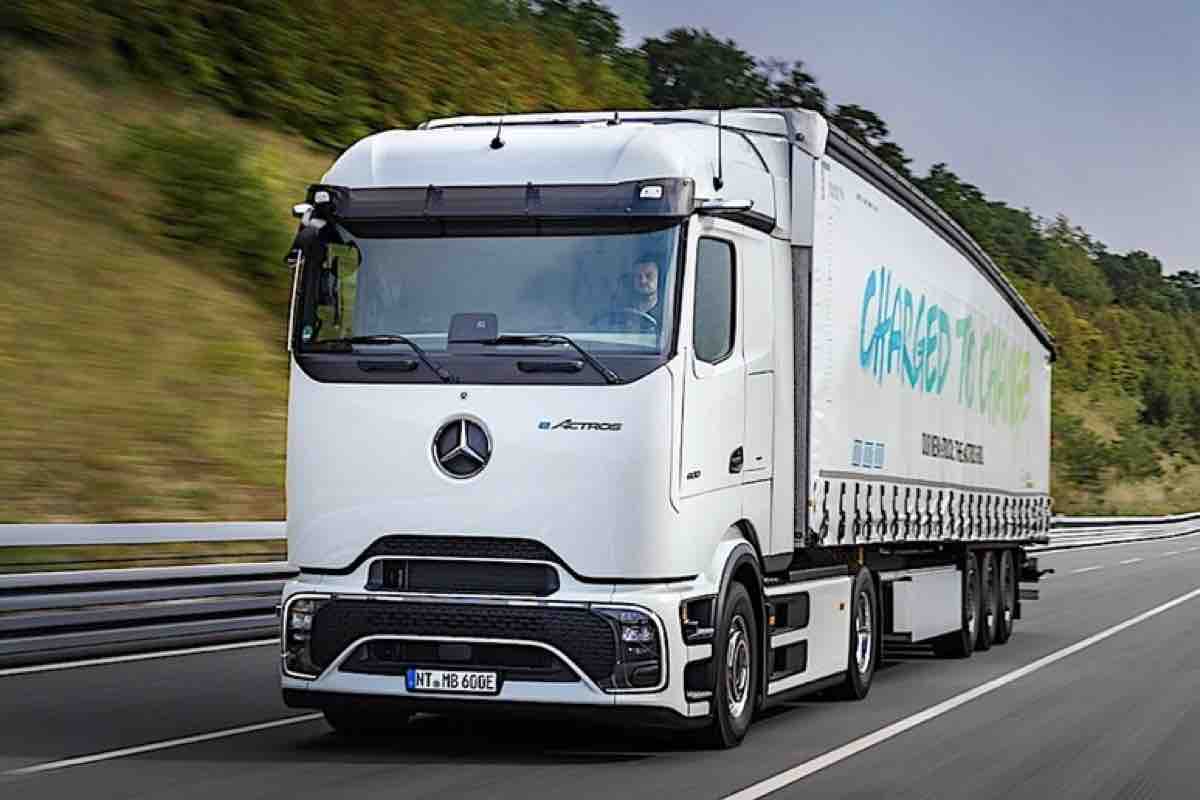 Al debutto il Mercedes-Benz eActros 600 full electric