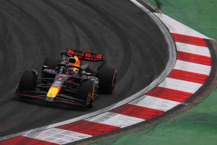 Max Verstappen durante le qualifiche sprint del GP Cina 2024