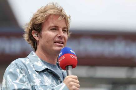 Nico Rosberg al microfono di Sky durante il GP della Cina
