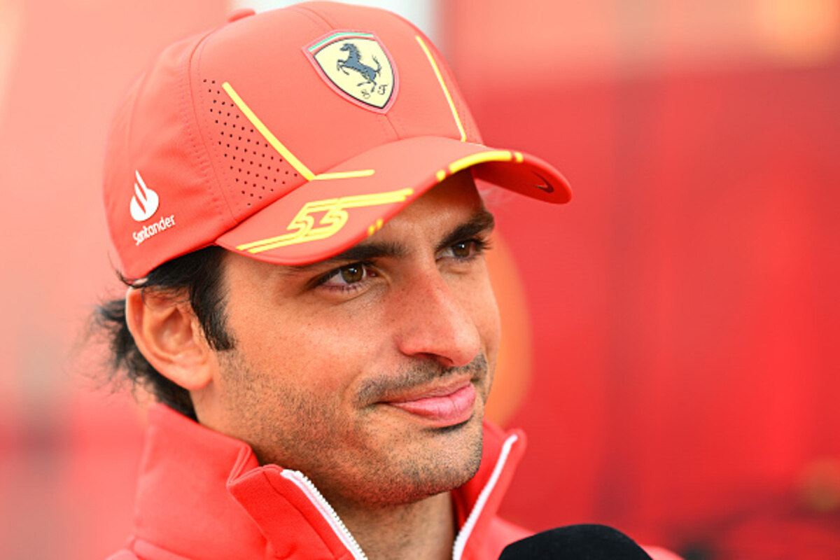 Il pilota della Ferrari Carlos Sainz ai microfoni di F1 TV