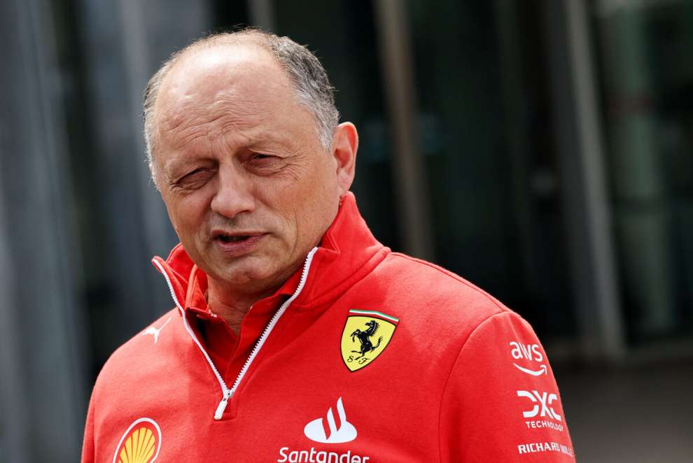 Frederic Vasseur, team principal della Ferrari, nel paddock di Suzuka