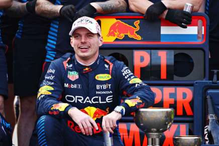 Max Verstappen festeggia la vittoria al GP Giappone 2024