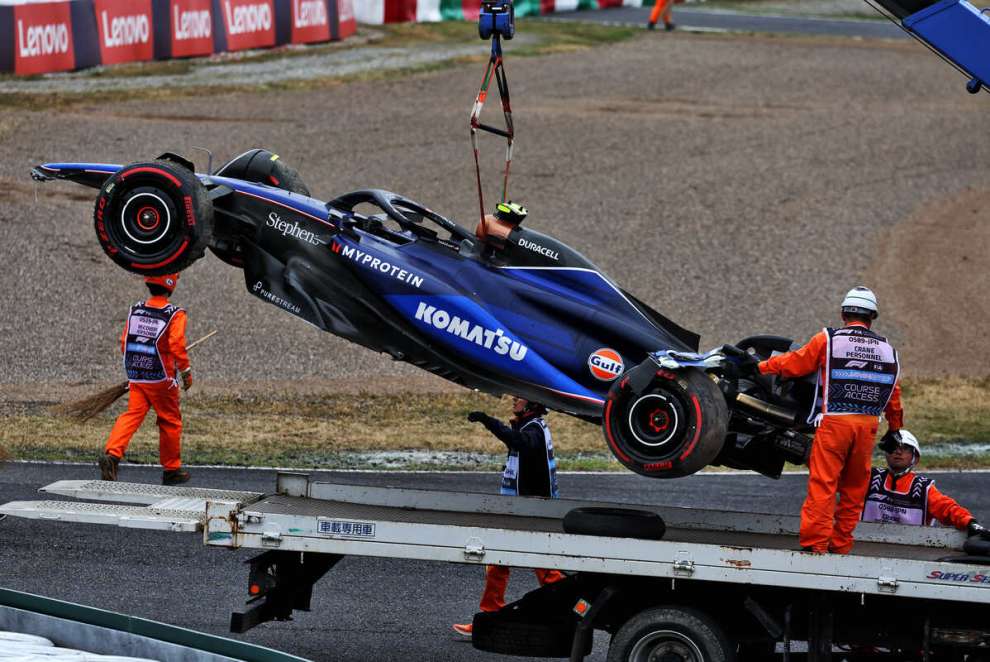 Incubo Williams: incidente Sargeant nelle FP1, dovrà utilizzare alettoni vecchi