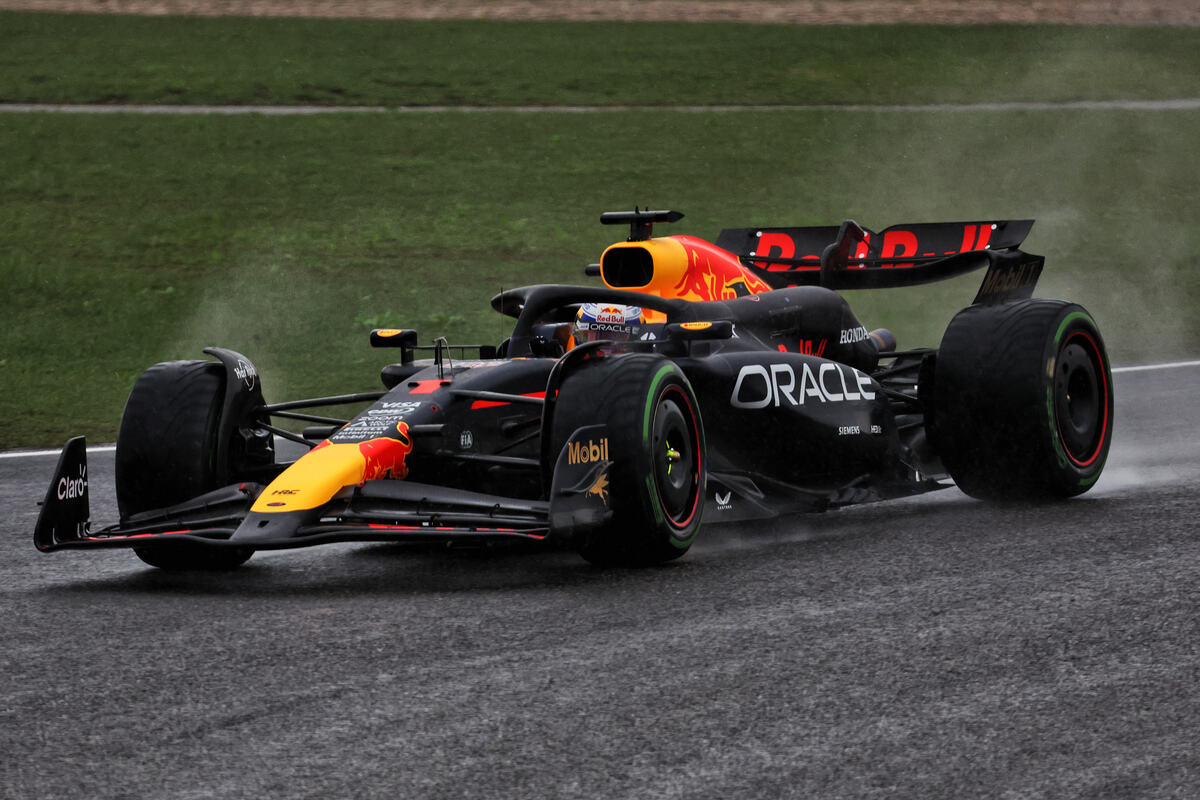 Max Verstappen durante le qualifiche sprint del GP Cina 2024