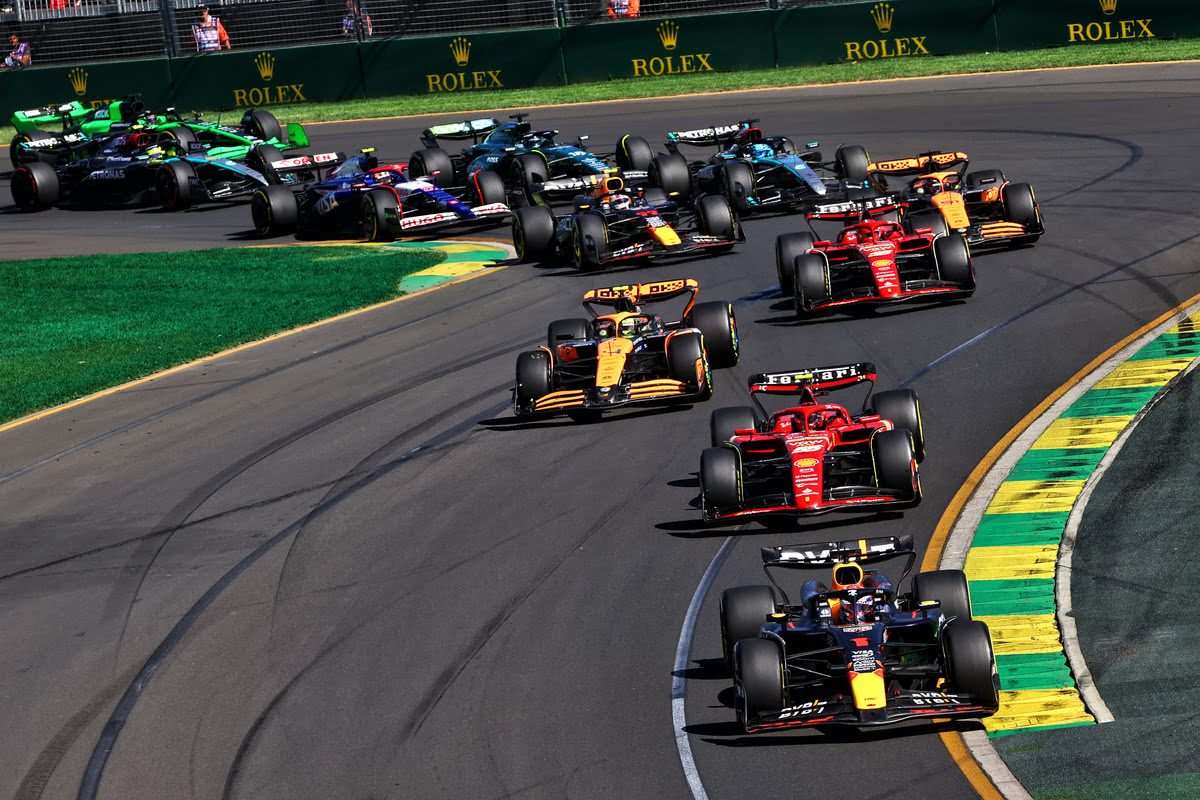 F1 Commission, per i punti alla top-12 la decisione è rinviata