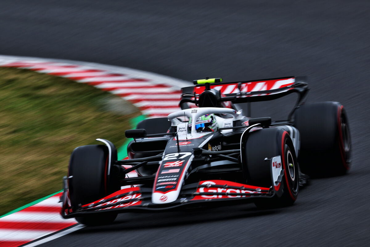 Nico Hulkenberg con la Haas nelle FP1 del GP del Giappone 2024