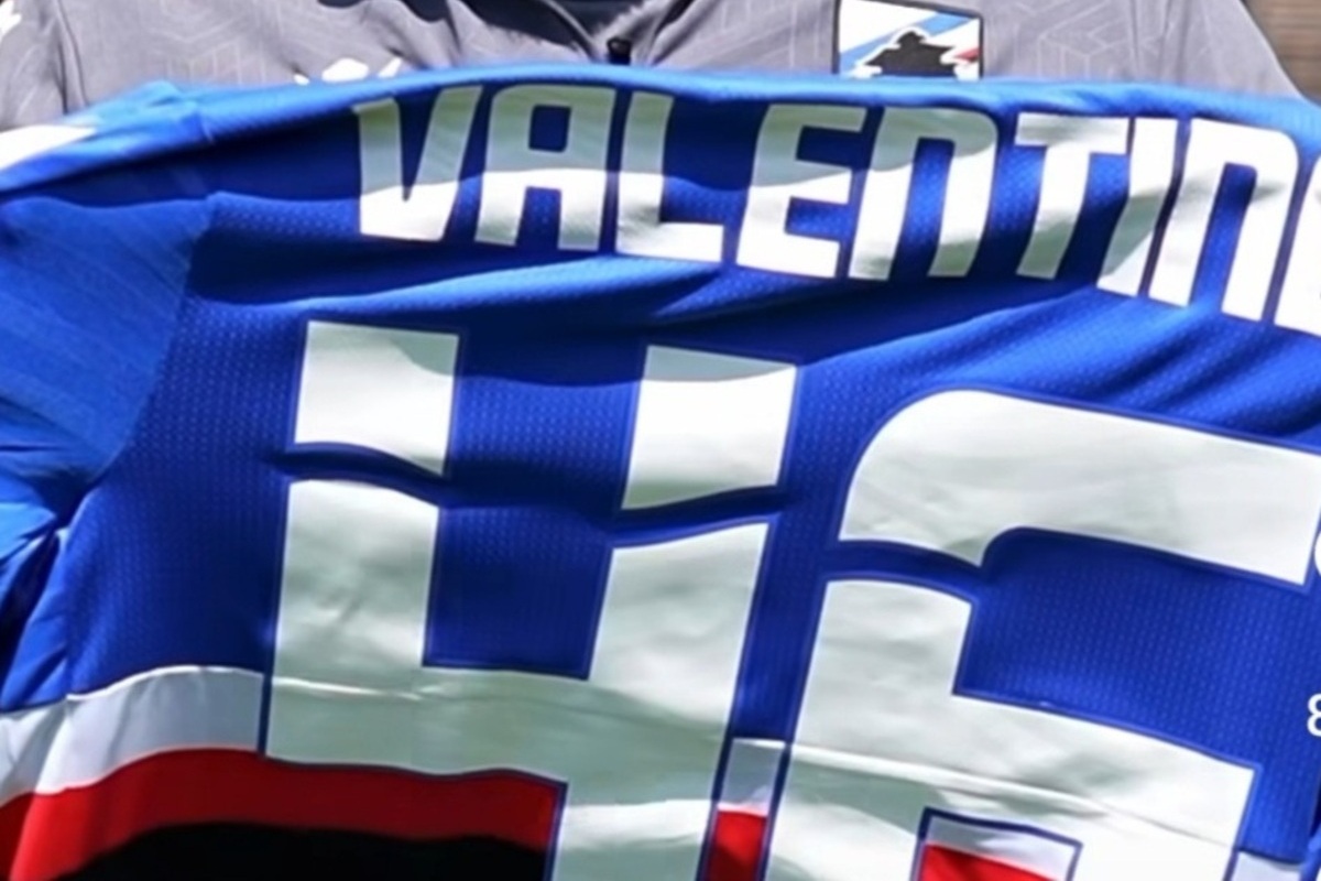 Maglia dedicata dalla Sampdoria a Valentino Rossi