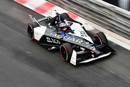 Mitch Evans con la Jaguar nell'E-Prix di Monaco 2024