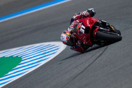 Pedro Acosta in azione a Jerez sulla KTM GasGas