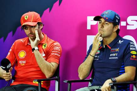 Perez e Sainz durante la conferenza stampa del GP del Bahrain
