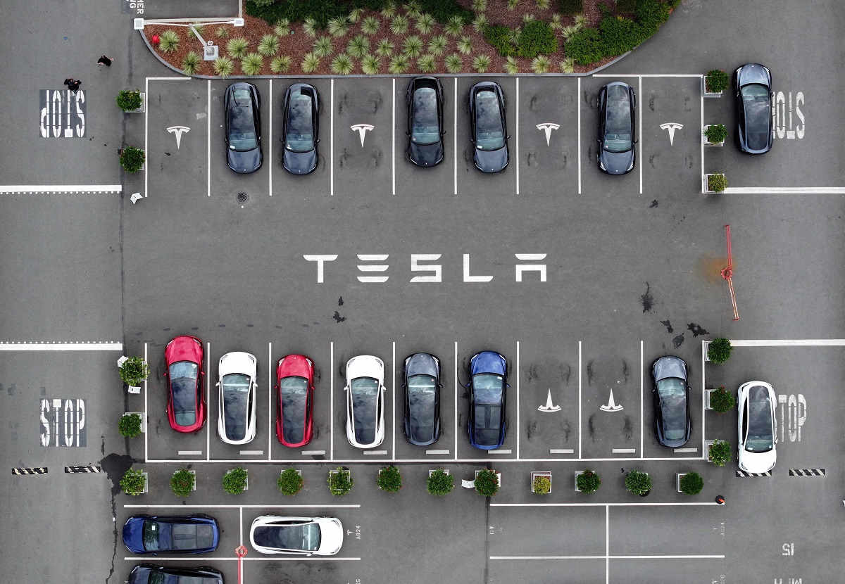 Lo stabilimento Tesla in California