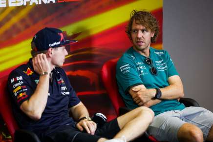 Max Verstappen e Sebastian Vettel chiacchierano in conferenza stampa