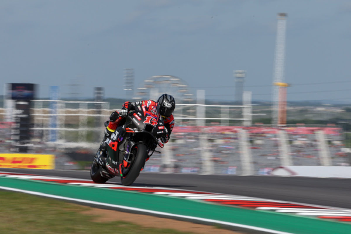 Vinales in sella alla sua Aprilia sul circuito del COTA di Austin