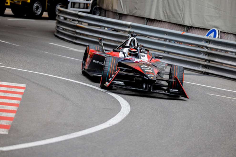 Wehrlein with Porsche in qualifying for the 2024 Monaco E-Prix