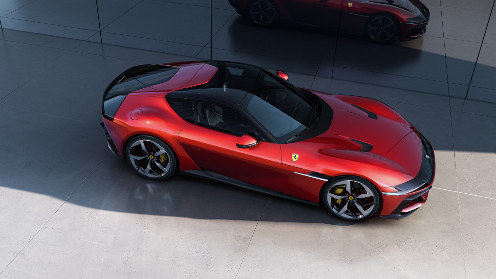 Nuova Ferrari V12