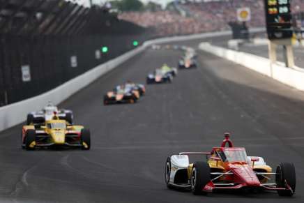 Newgarden al comando della 500 Miglia Indianapolis 2024 con la Penske