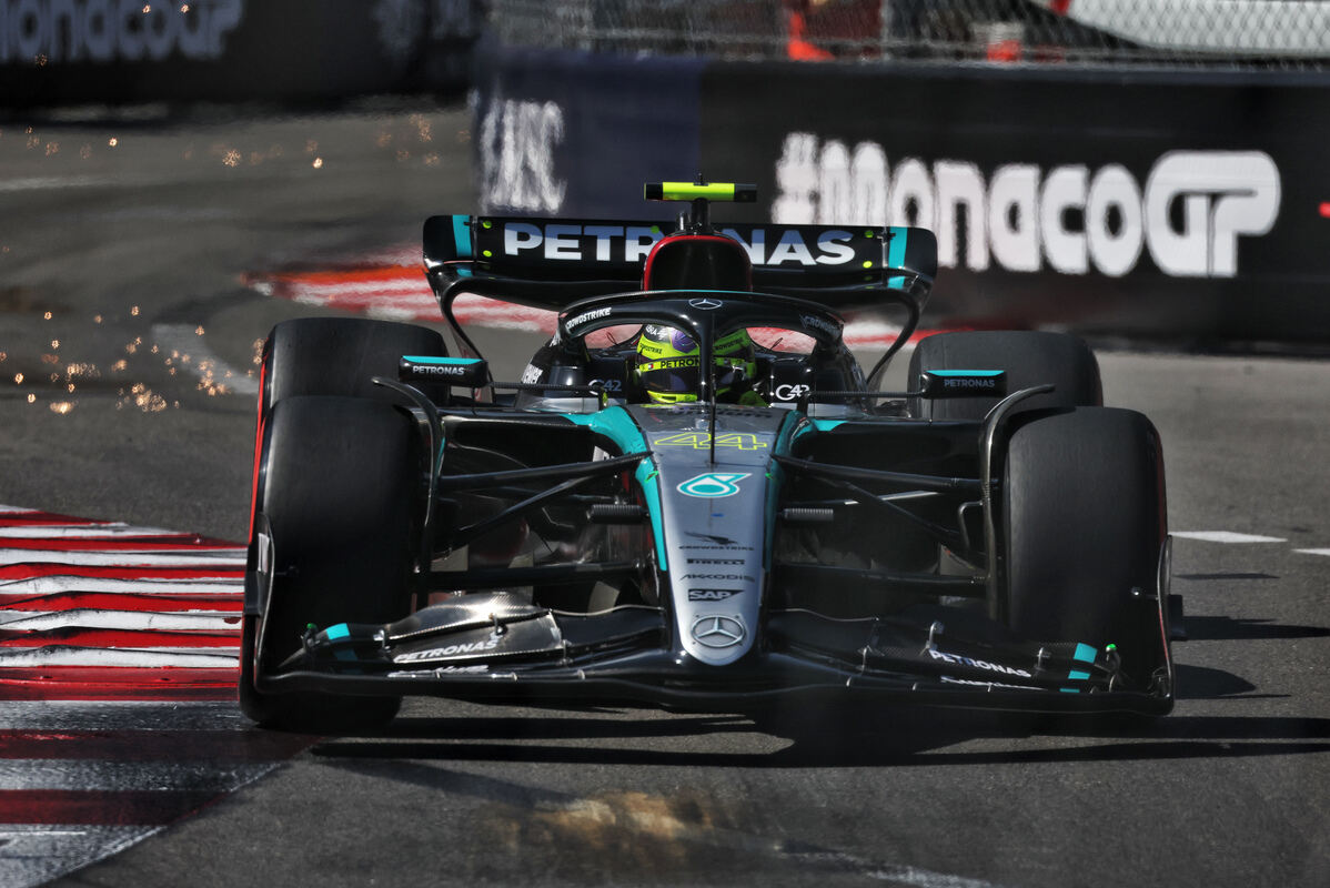 Hamilton a Monaco con la Mercedes