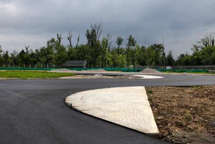 Un particolare dei lavori in corso sul circuito di Monza