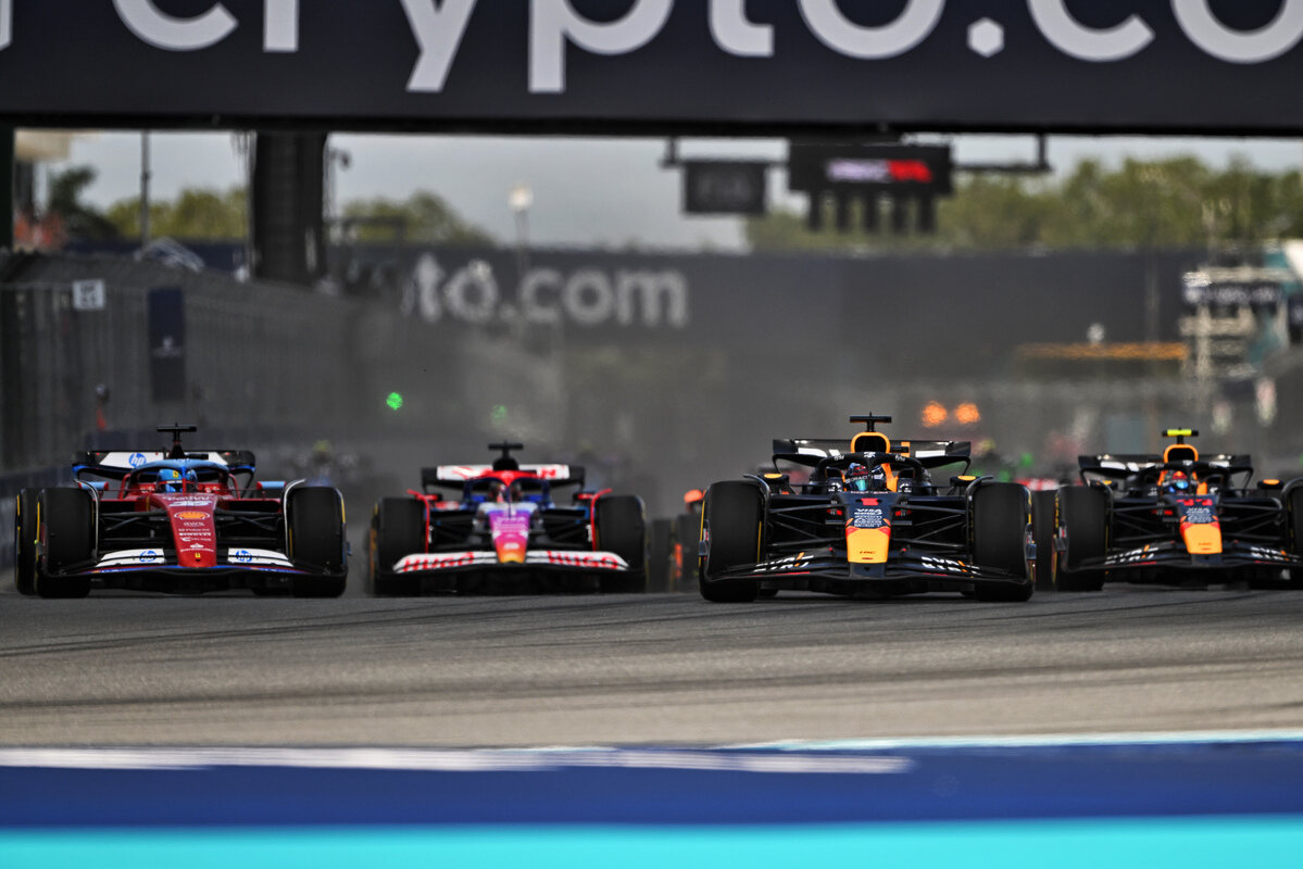 GP Miami 2024 – DIRETTA Gara: Verstappen precede Leclerc