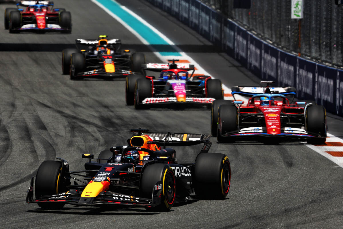 Verstappen davanti a Leclerc a Miami