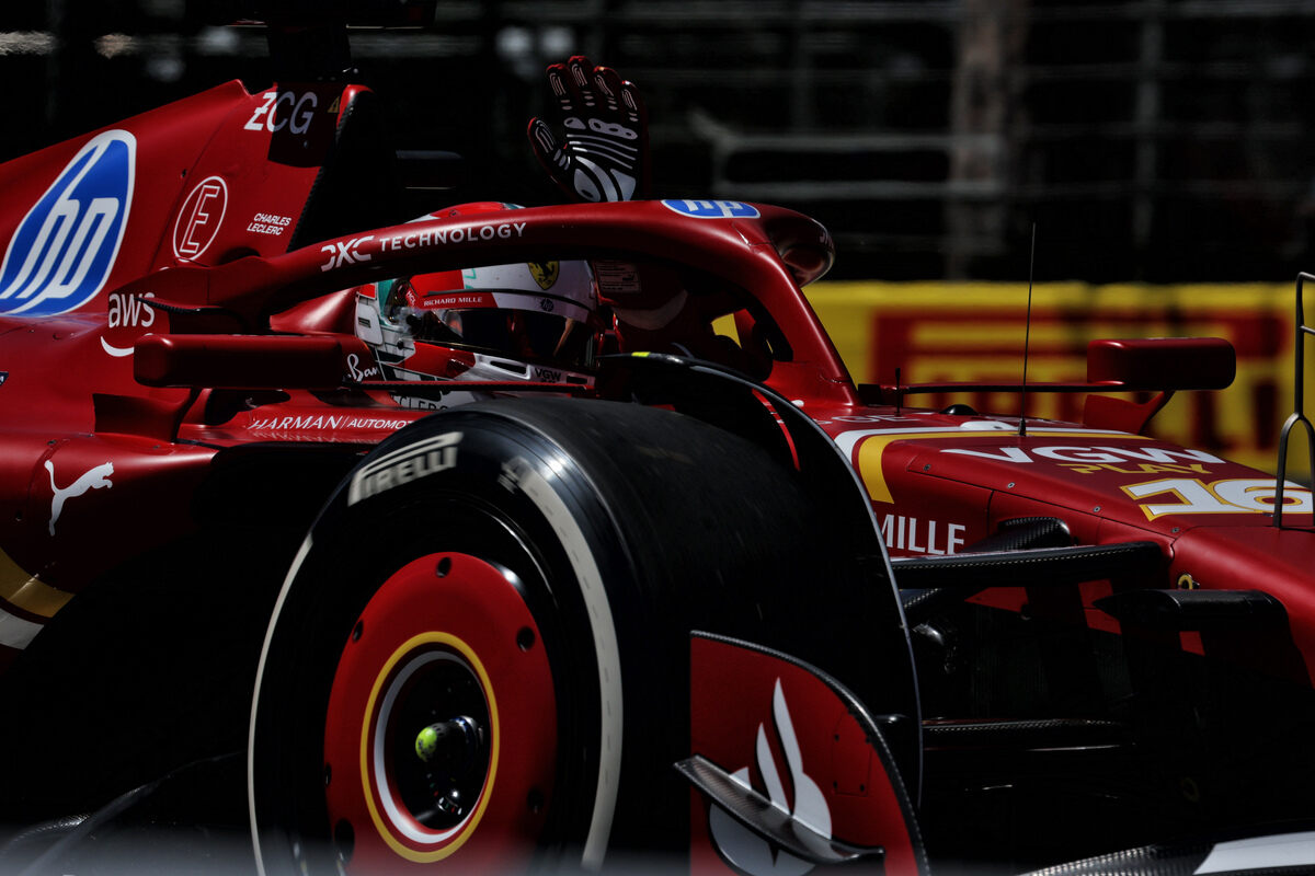 Charles Leclerc nelle FP1 di Imola