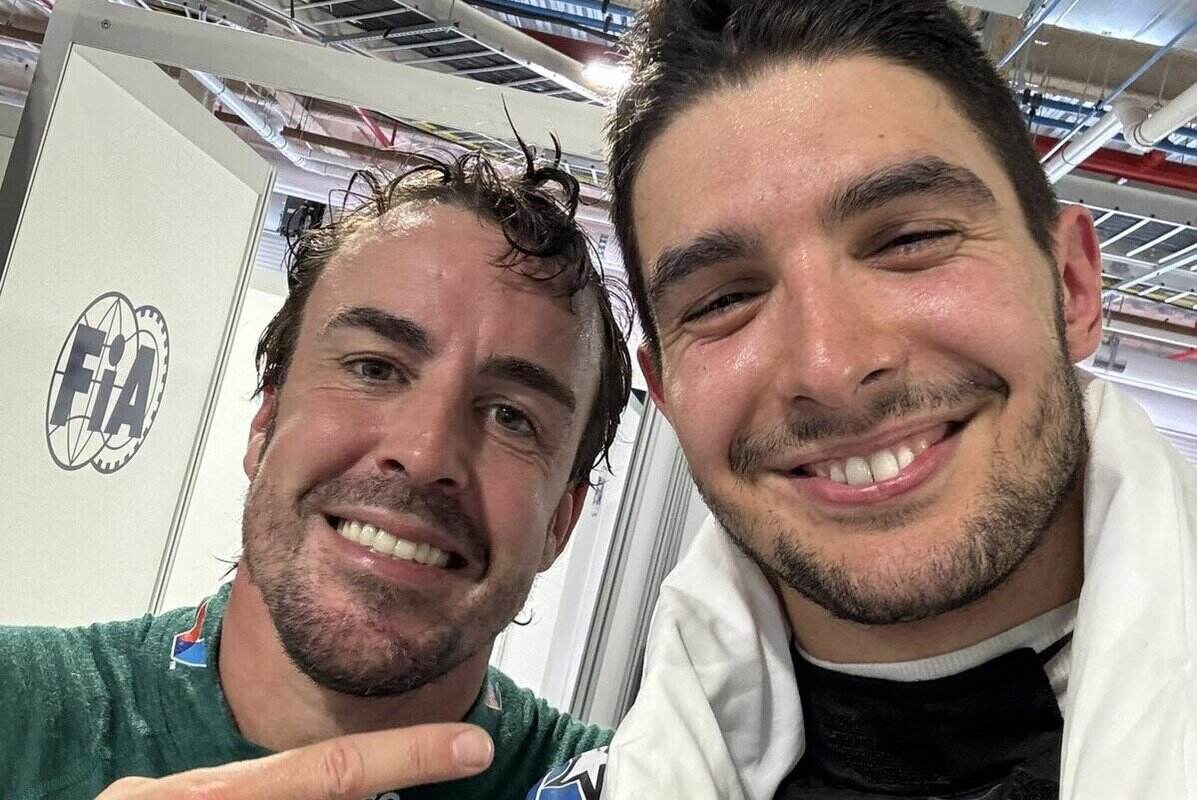 Selfie scattato con Fernando Alonso (Aston Martin) e Esteban Ocon (Alpine) dopo la gara di Miami 2024