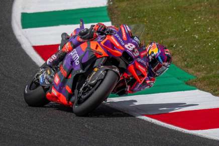 Jorge Martin in pista al Mugello durante le FP