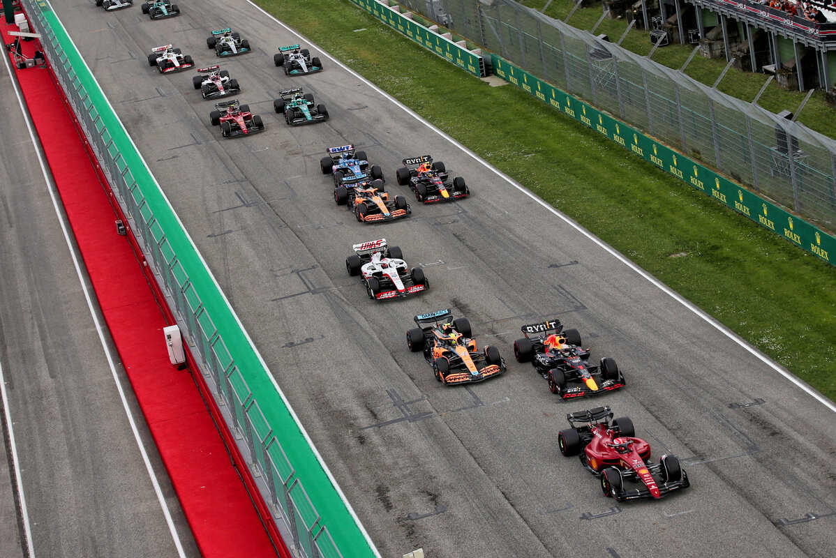 La partenza del GP di F1 a Imola nel 2022