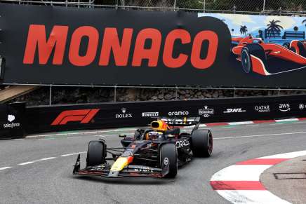 Max Verstappen (Red Bull) in pista durante le FP2 del GP di Monaco 2024