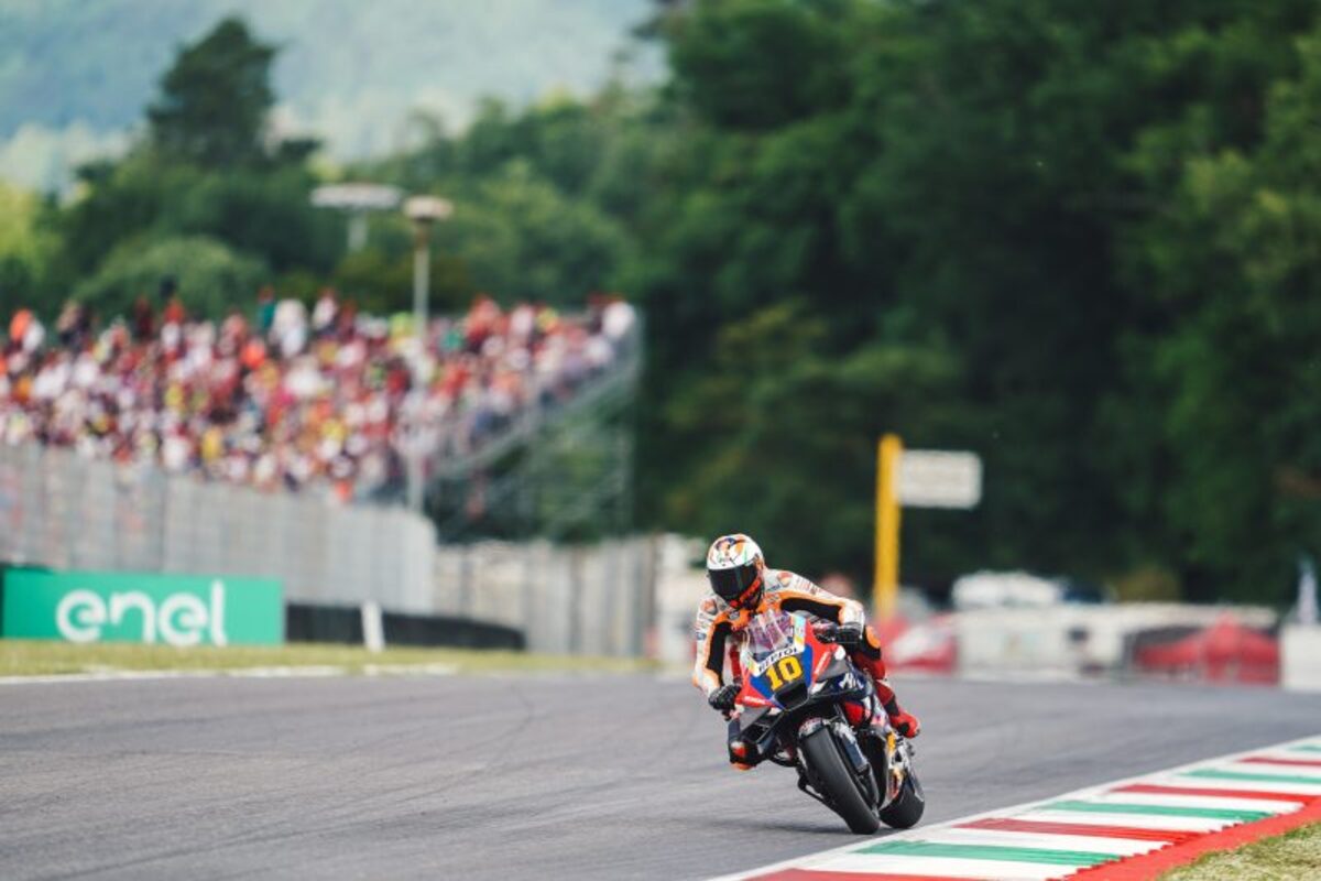 Marini in staccata con la Honda al Mugello