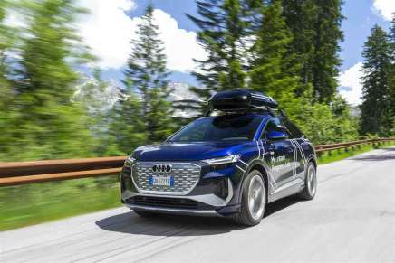 La Audi Q4 e-tron impegnata nel progetto Mountain Progress Lab