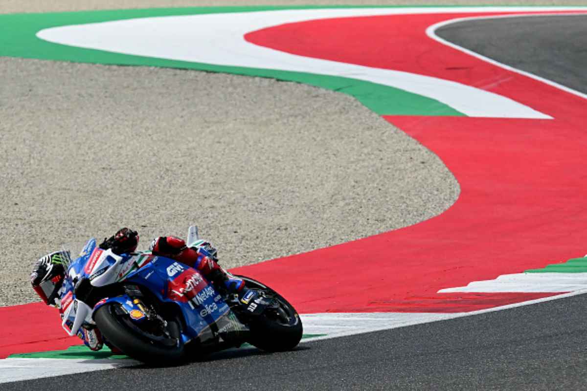 Bagnaia durante il Gran Premio d'Italia del Mugello in sella alla Ducati azzurra