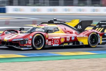 Fuoco con la Ferrari a Le Mans