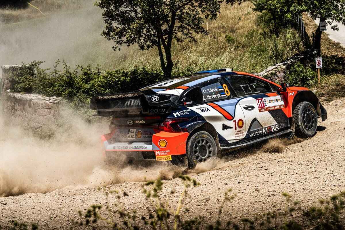 Rally Italia Sardegna 2024: Tänak supera Ogier all’ultimo respiro