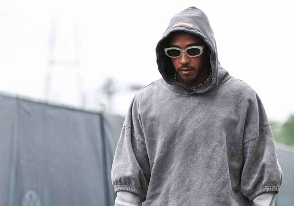 Lewis Hamilton nel paddock di Montreal per il GP del Canada