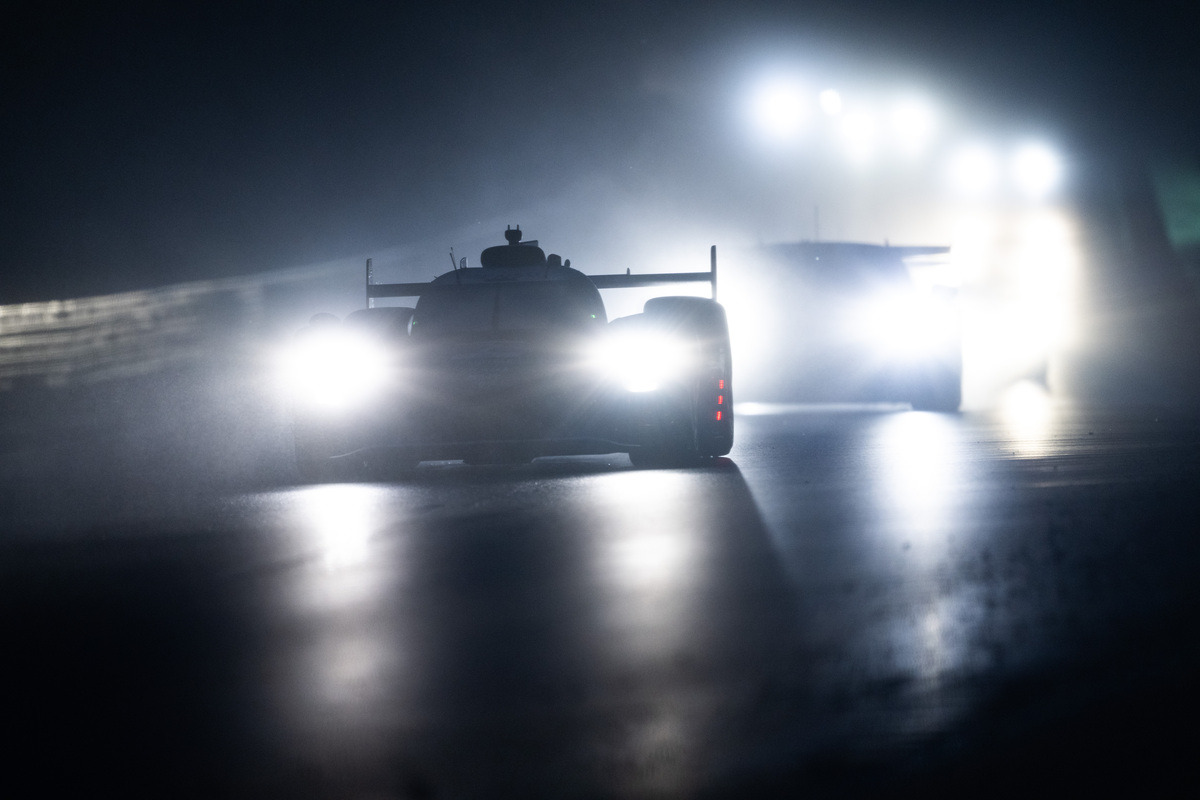 Toyota a Le Mans di notte