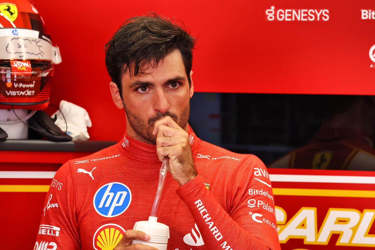 Carlos Sainz dopo le FP1 del GP Spagna
